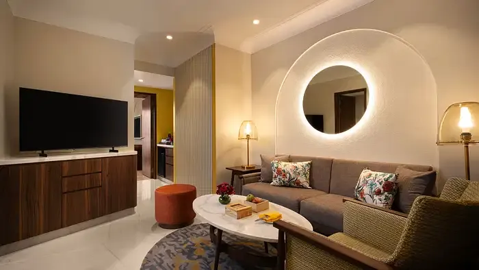 One Bedroom Royal Apartment Garden Facing 